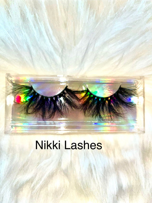 Nikki  lashes